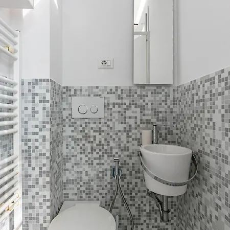 - Bright Near The Beach! Apartment