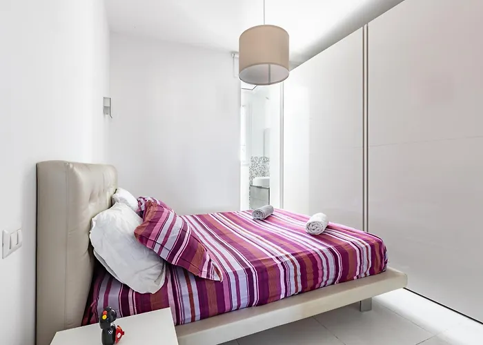 Guesthost - Bright Near The Beach! Appartement *